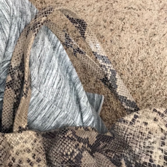 🗝🗝Extra pics of Michael Kors Bag🗝🗝 - Picture 2 of 3